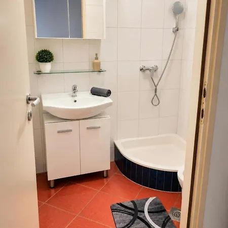 Apartmens Lejlighed